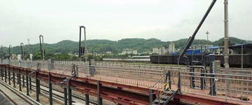 铁路栈桥鹤管潜油泵